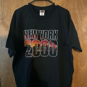New York 2000 tourist t-shirt with world trade center twin towers
